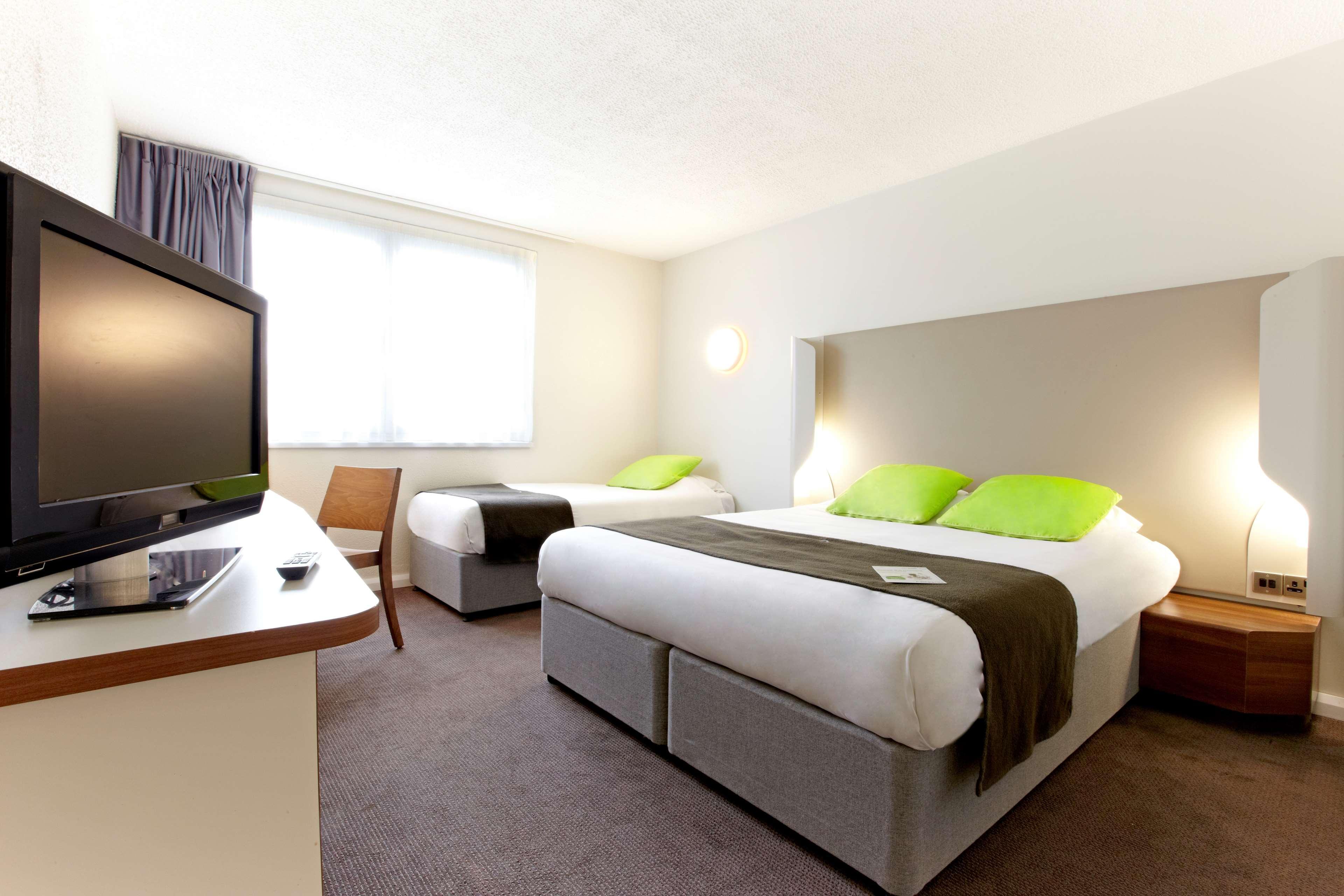 Campanile Bradford Hotel Bradford  Room photo
